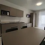 Welcome To Our Modern Flat For 5 Guests In *