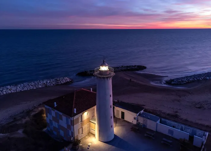 Welcome To Our Modern Flat For 5 Guests In Бібіоне