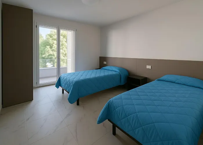 Welcome To Our Modern Flat For 5 Guests In